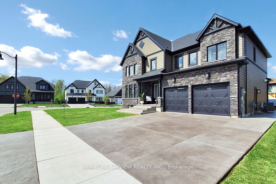 100 Reed Way, Blue Mountains, ON L9Y 4P5