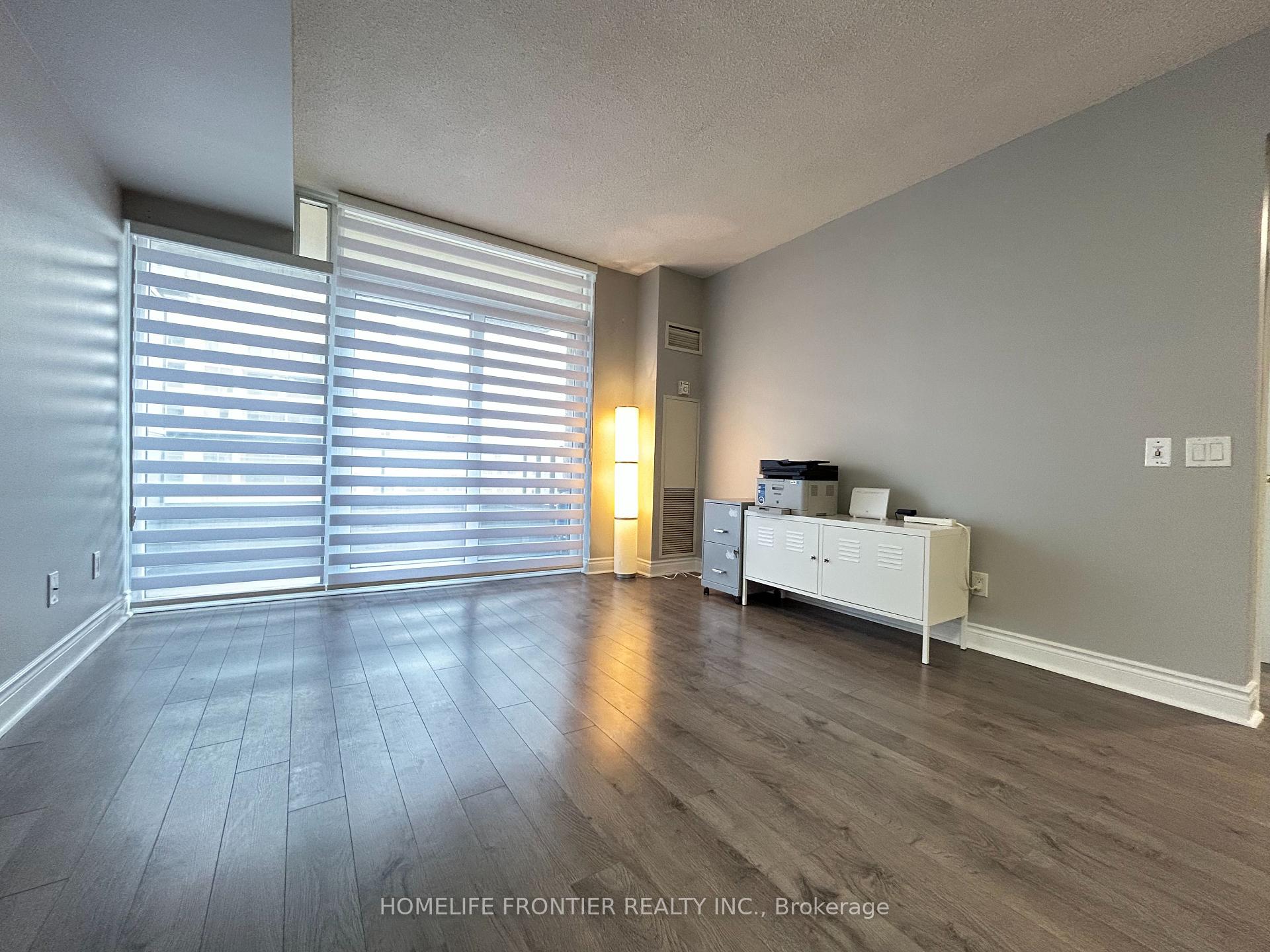1 Bedroom Condo at 15 Northtown, Toronto For sale