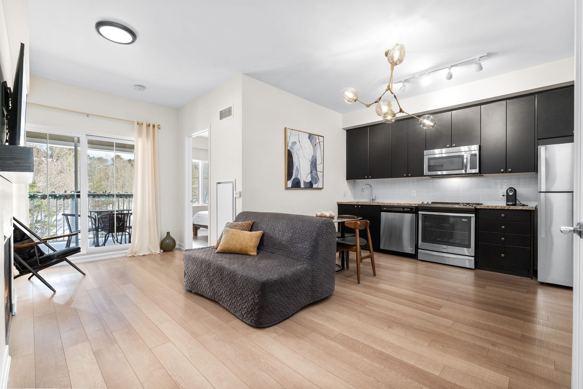 40 Horseshoe Boulevard 416