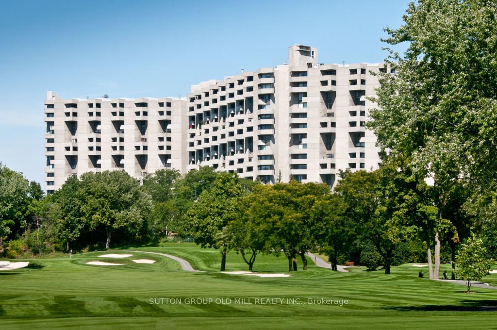 3 Bedrooms Condo at 288 Mill, Toronto For sale