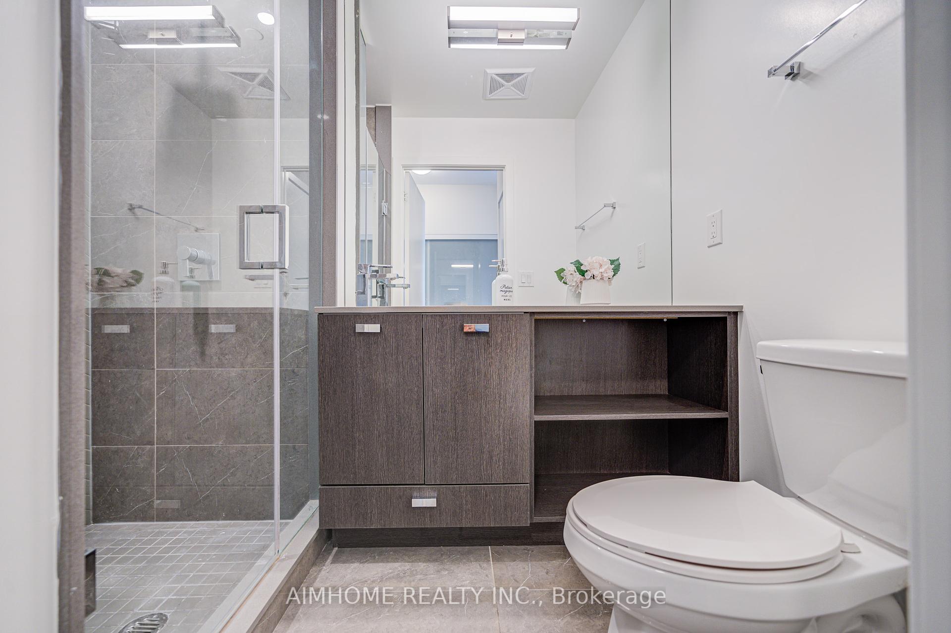 2 Bedrooms Condo at 10 De Boers, Toronto For sale