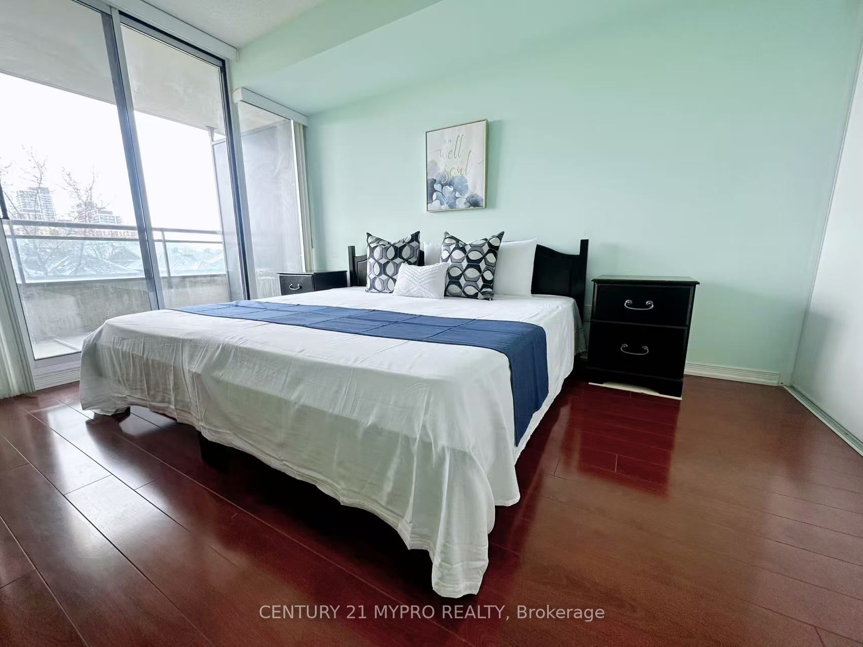 310 Red Maple Road, #315