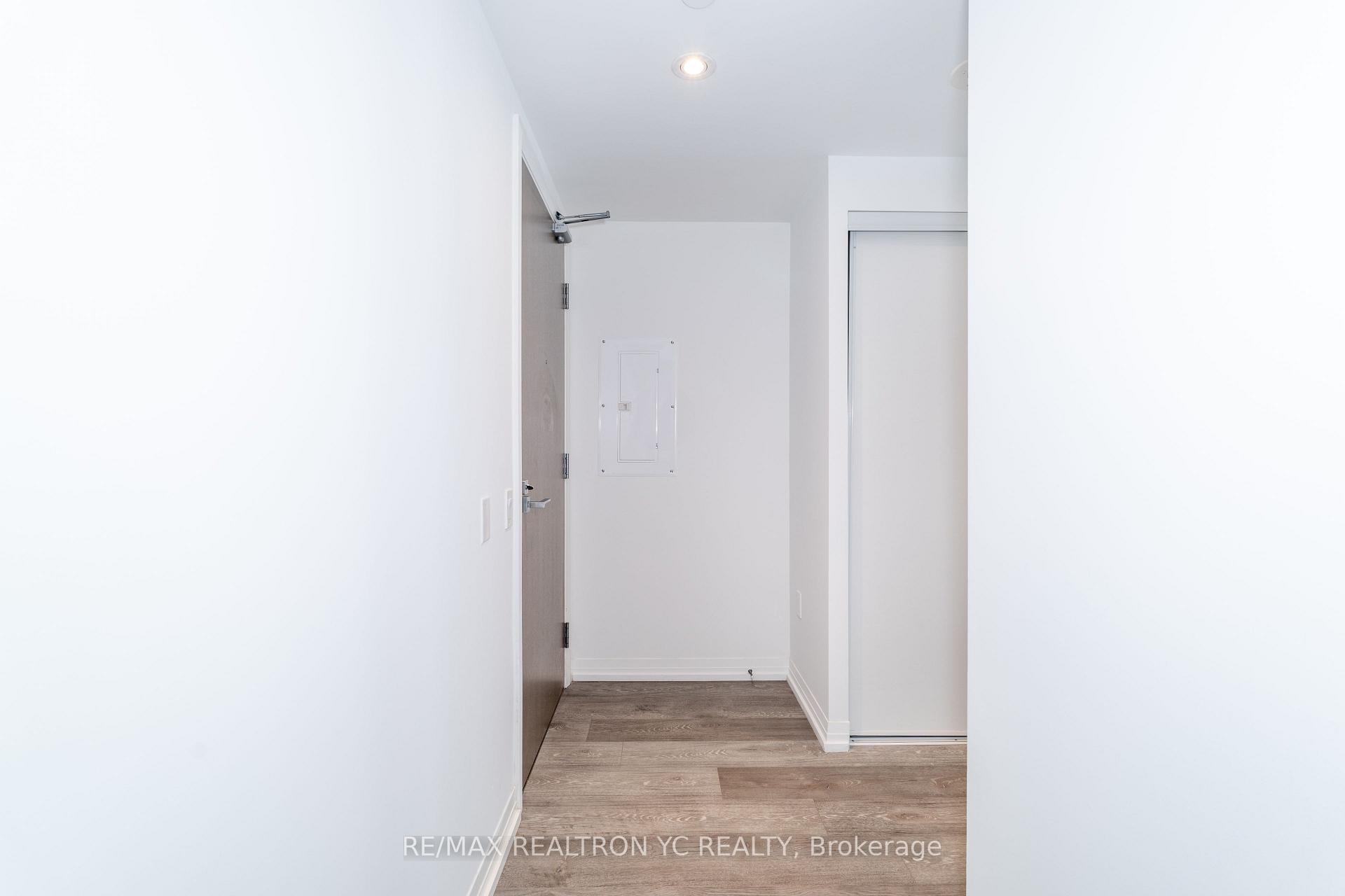 1 Bedroom Condo at 251 Jarvis,  Toronto For sale