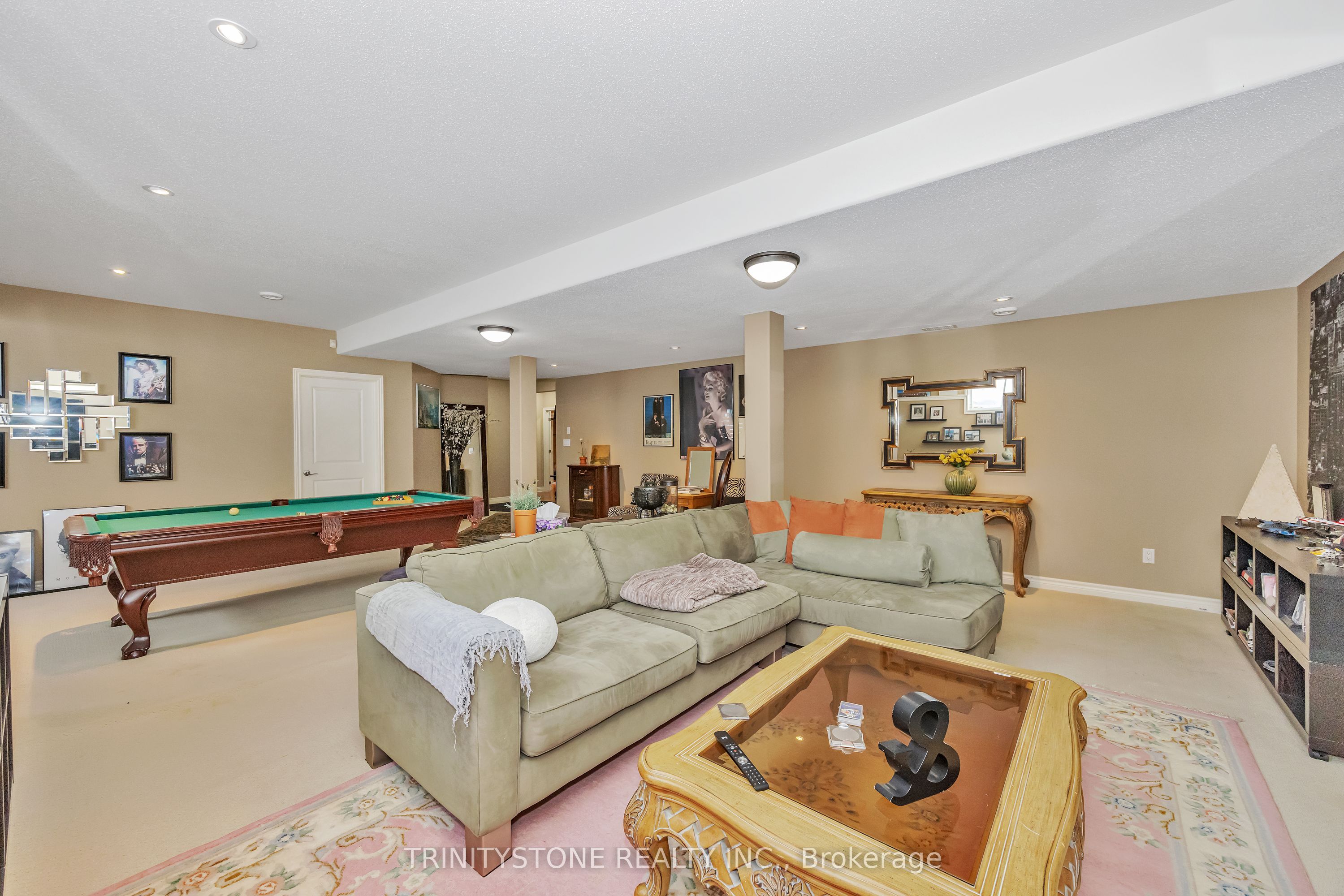 15 Canadian Drive