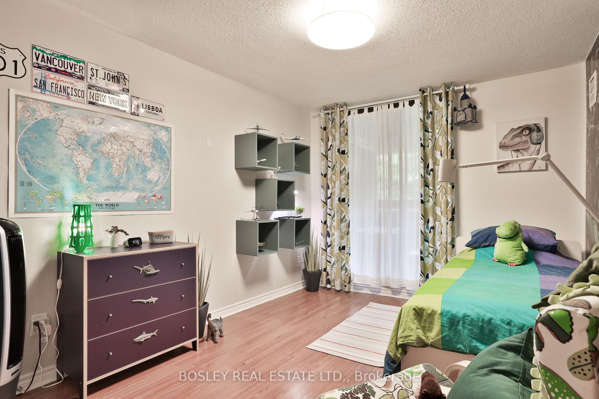 3 Bedrooms Condo at 1250 Mississauga Valley, Mississauga For sale