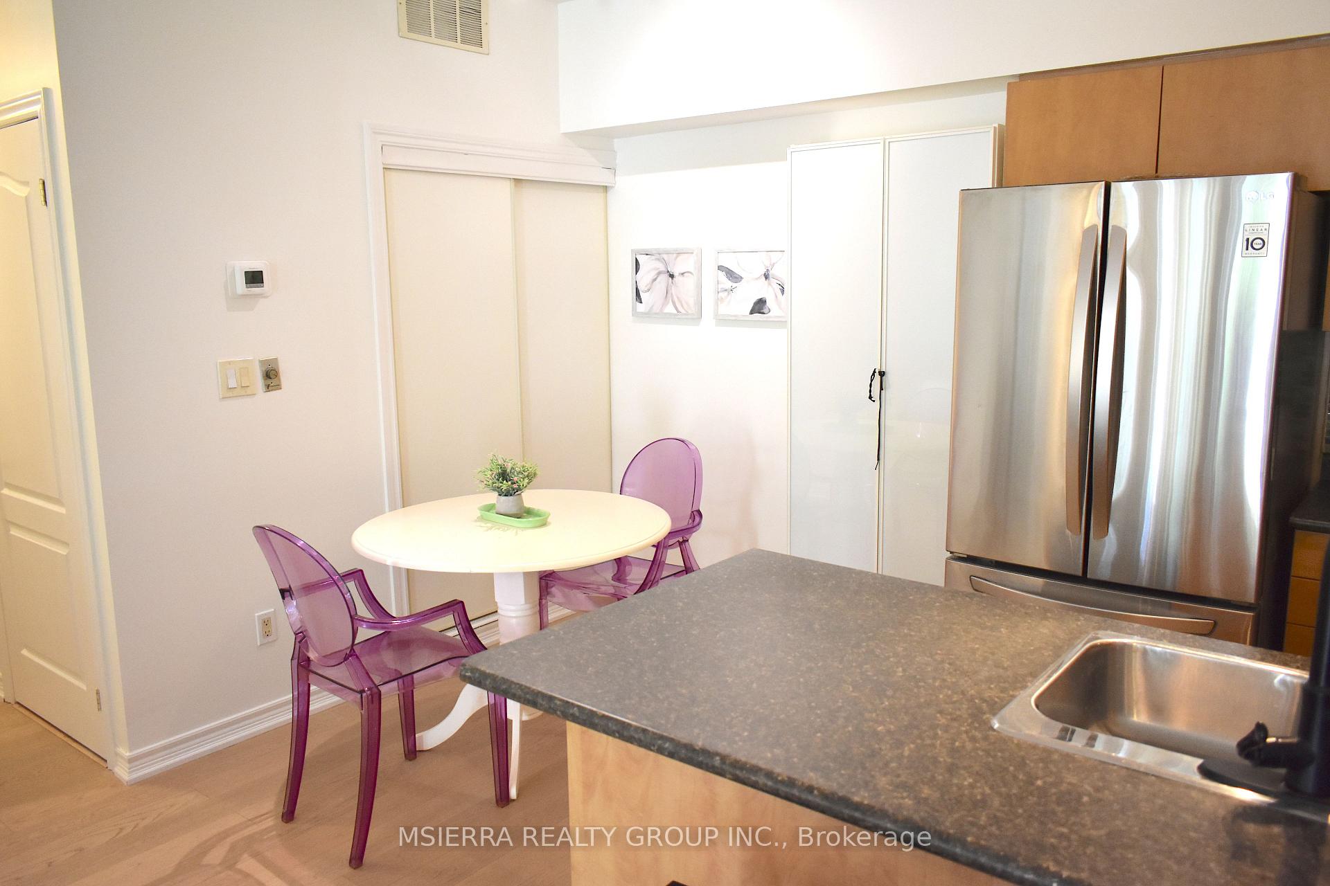 2 Bedrooms Condo at 65 Cranborne, Toronto For sale