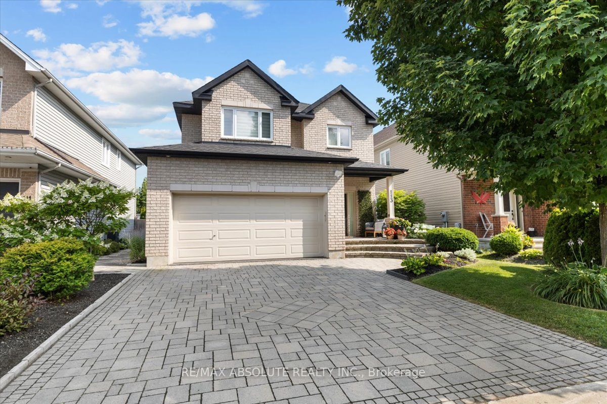 113 BANDELIER Way, StittsvilleMunsterRichmond, ON K2S 0C3
