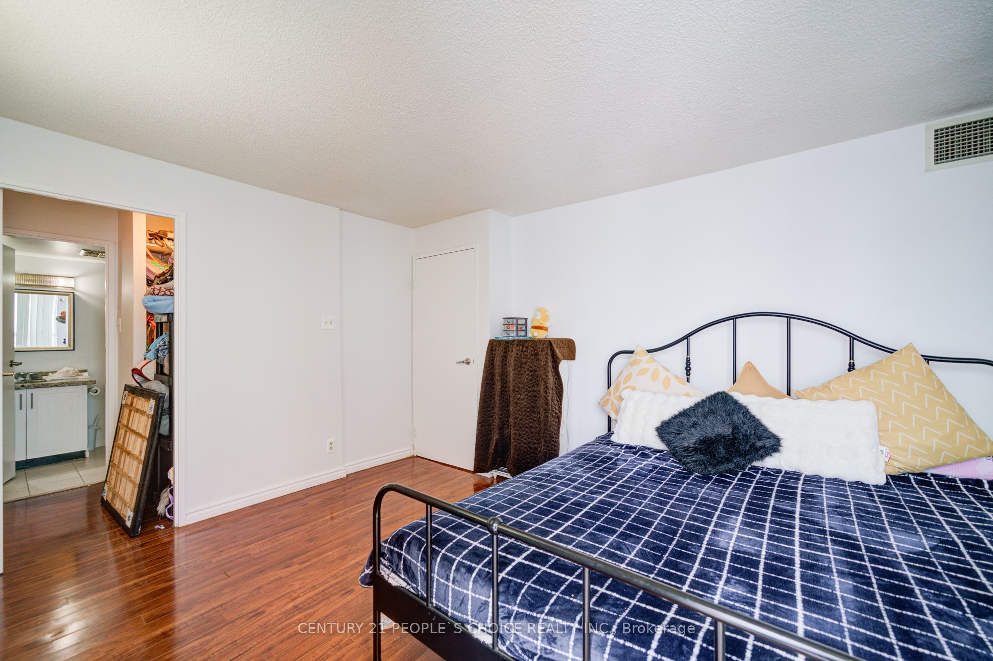 25 Trailwood Drive, #1206