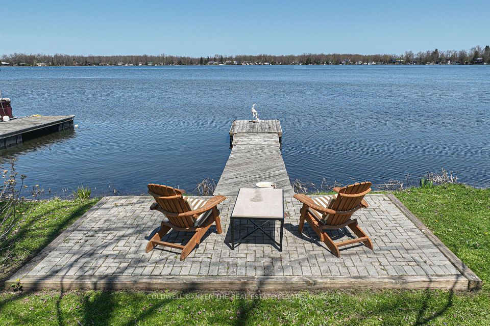 4137 Bayview