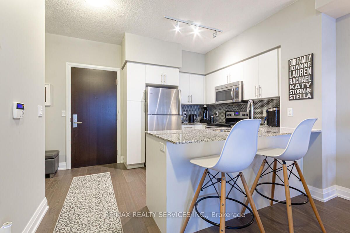 65 Speers Road, #1507