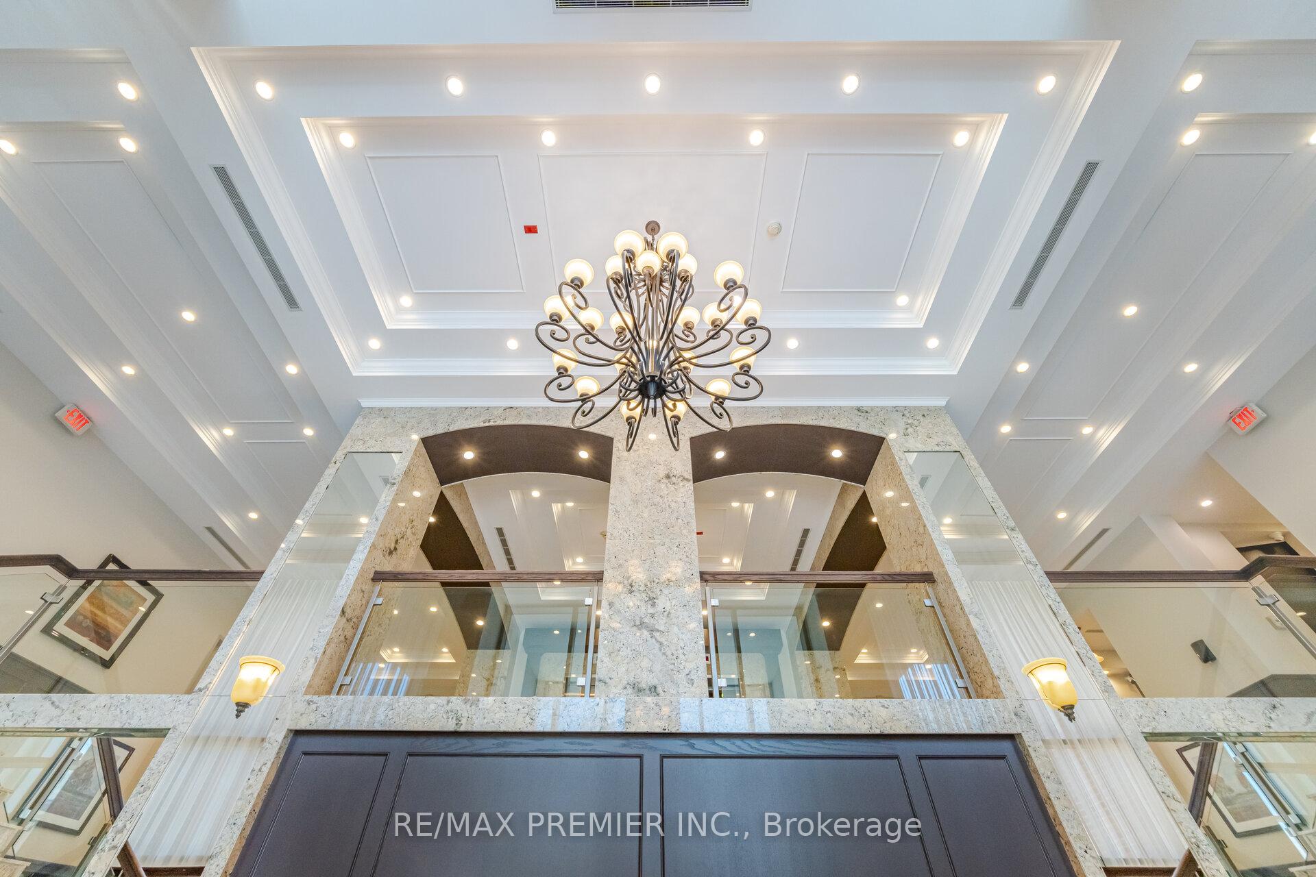 1 Bedroom Condo at 281 Woodbridge,  Vaughan For sale