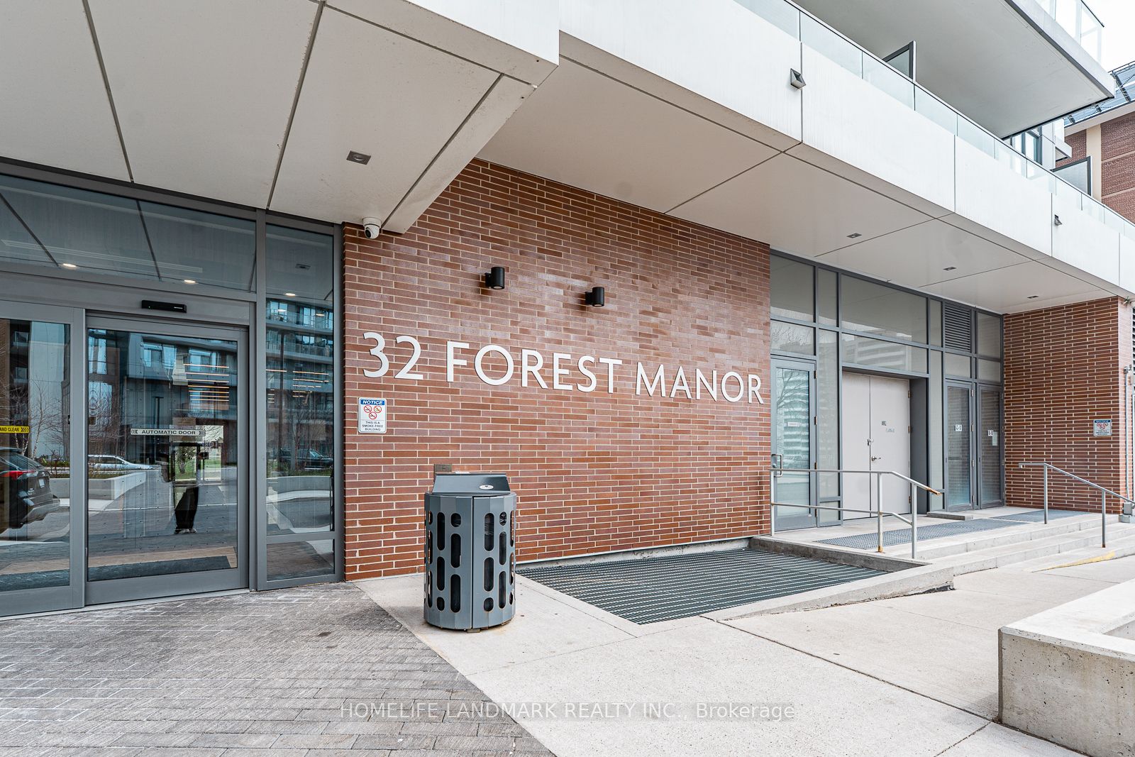 32 Forest Manor Road, #210