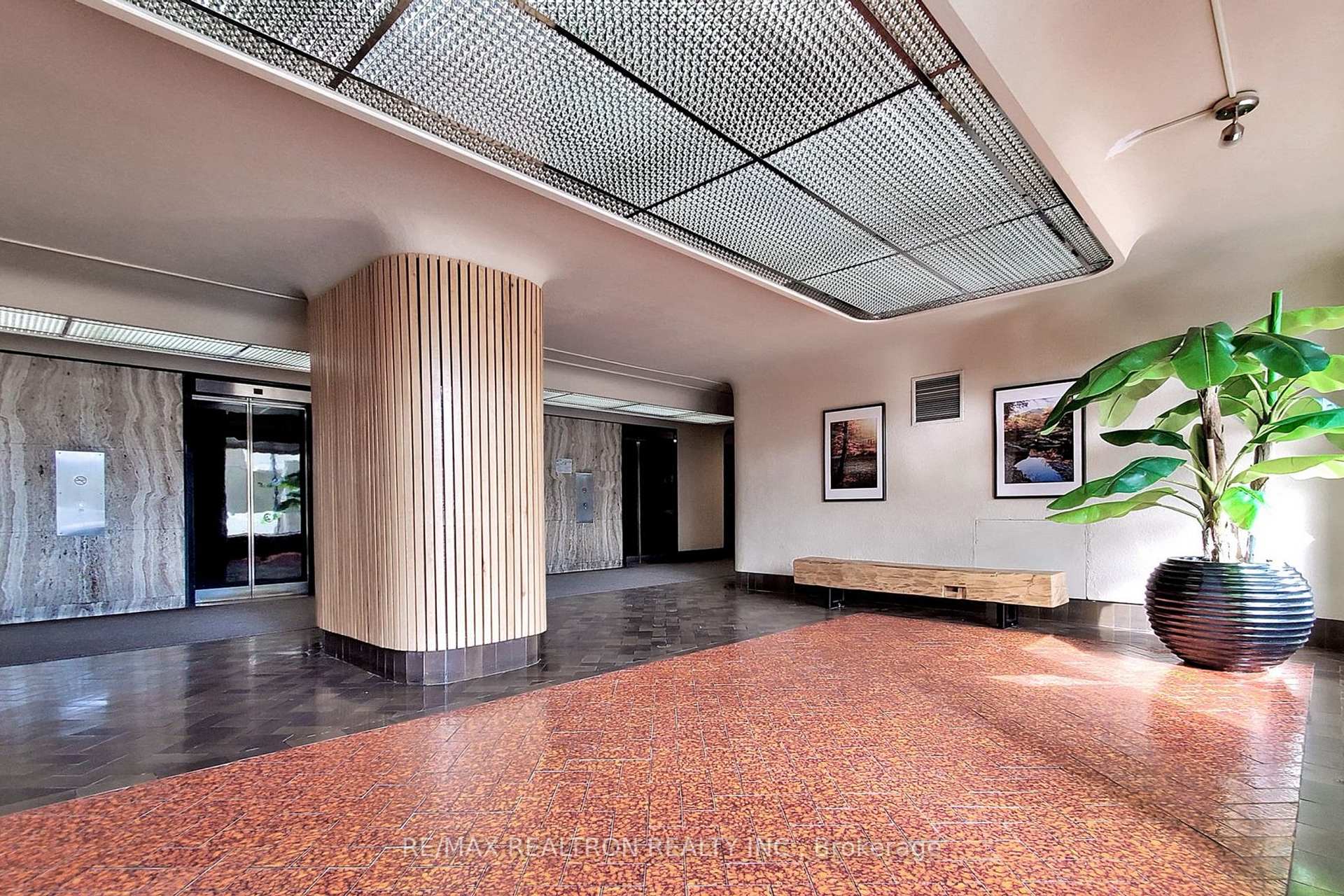 3 Bedrooms Condo at 1 Massey, Toronto For sale