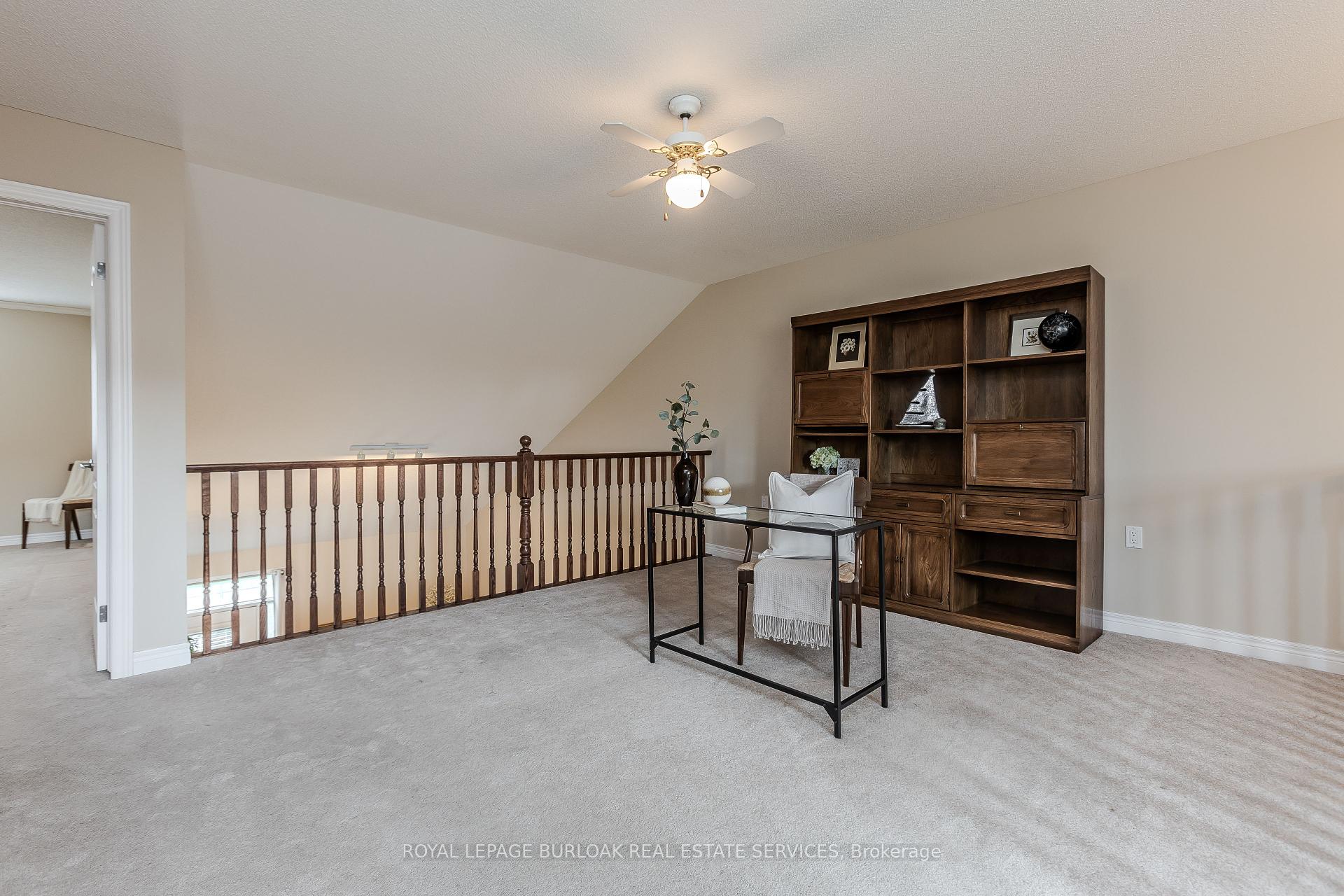 3 Bedrooms Condo at 2125 Itabashi, Burlington For sale