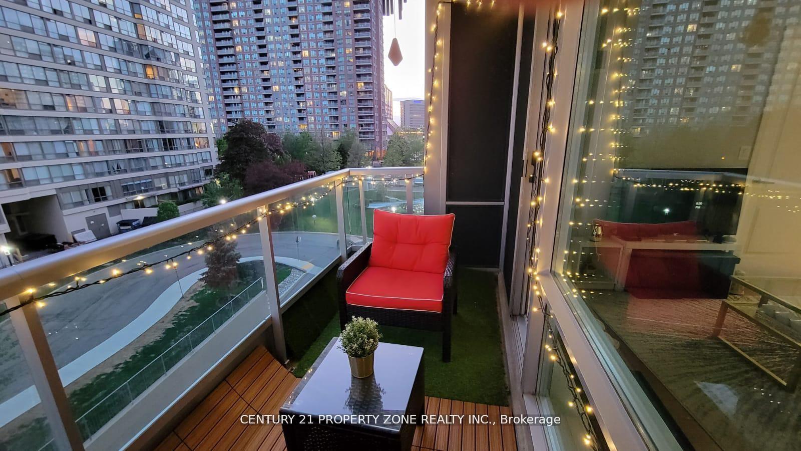 1 Bedroom Condo at 33 Elm, Mississauga For sale