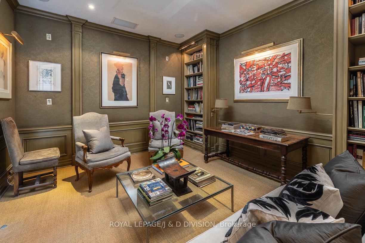 1 Bedroom Co-op at 20 Avoca, Toronto For sale