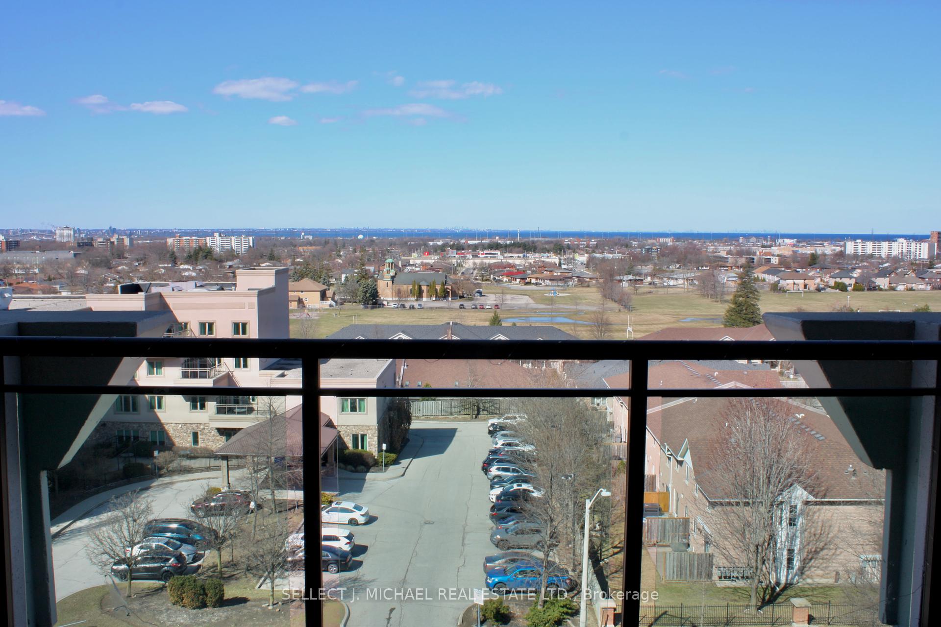 2 Bedrooms Condo at 2750 King,  Hamilton For sale