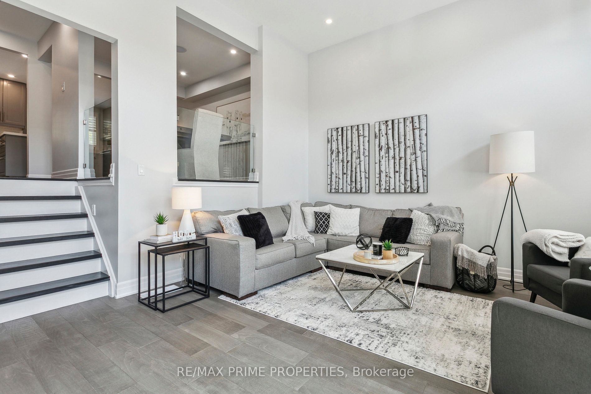1755 Rathburn Road E, #51