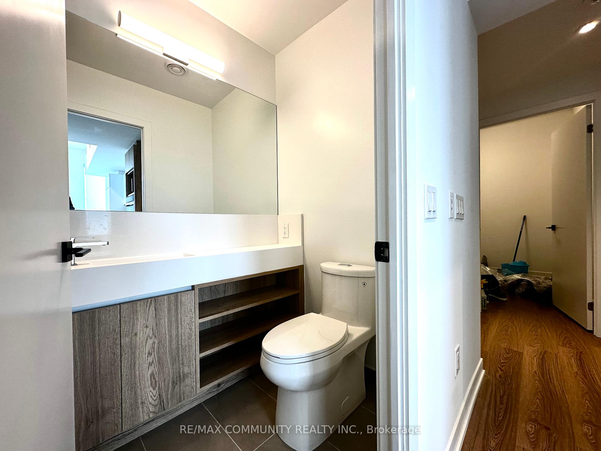 2 Bedrooms Condo at 319 Jarvis,  Toronto For sale