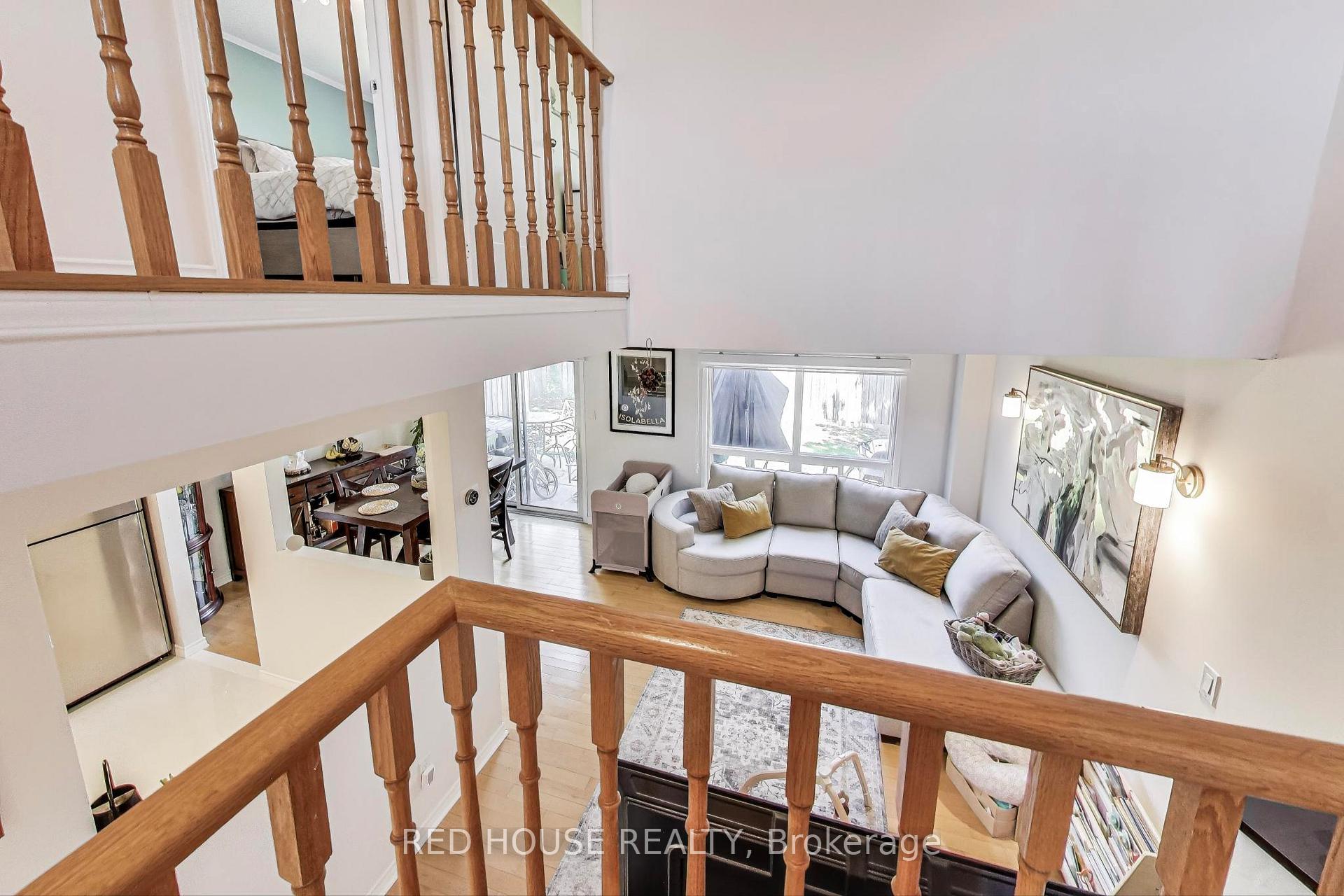 4 Bedrooms Condo at 3510 South Millway, Mississauga For sale