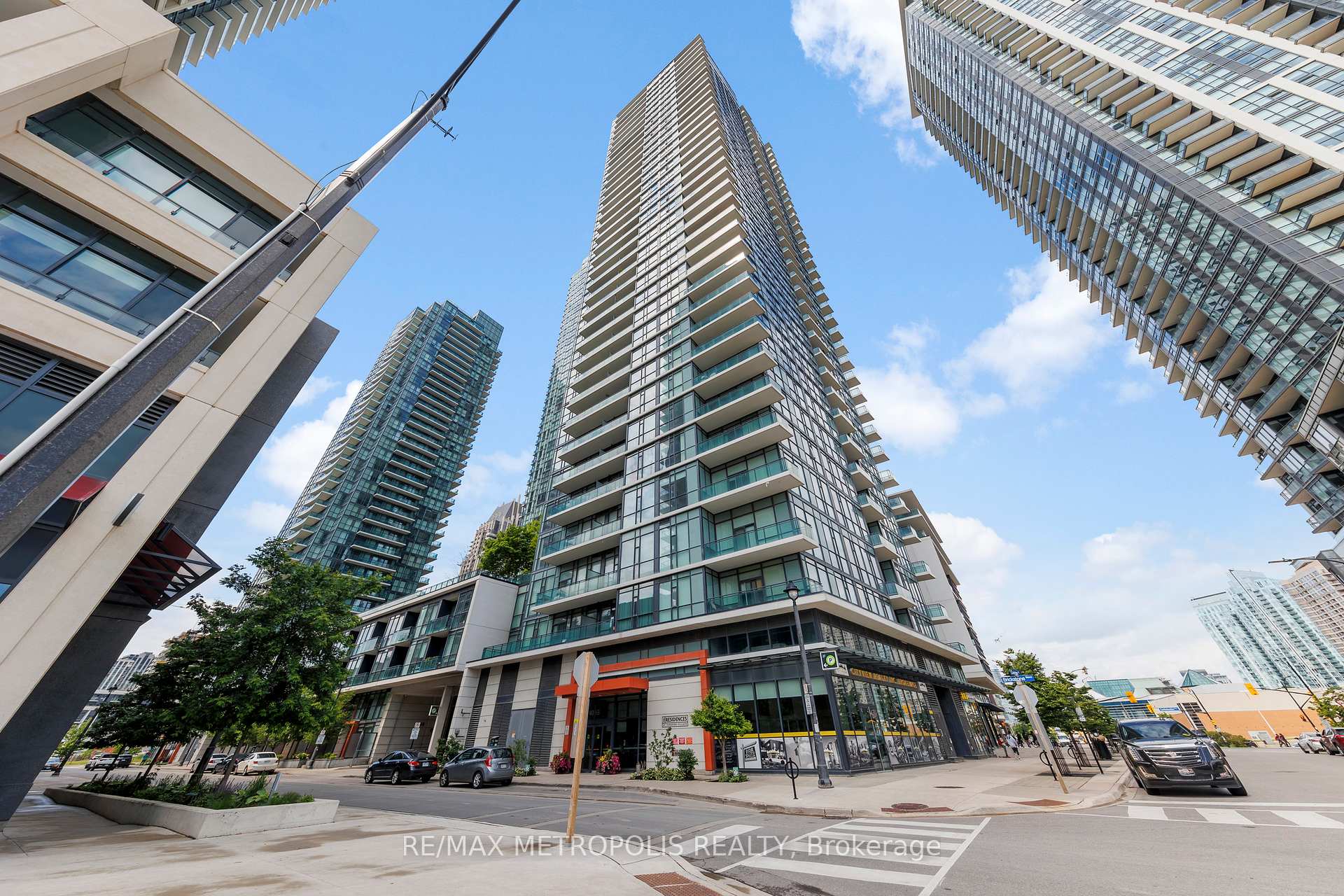 2 Bedrooms Condo at 4065 Brickstone,  Mississauga For sale