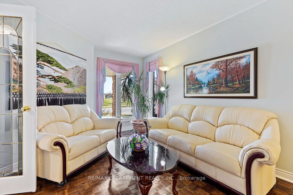 5100 Fallingbrook Drive