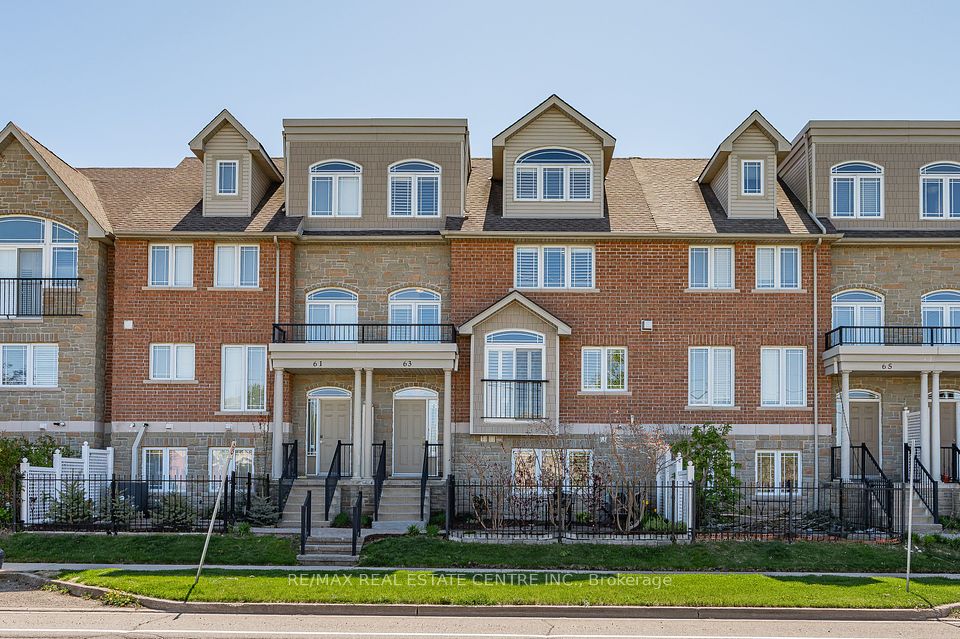 63 Wellington South