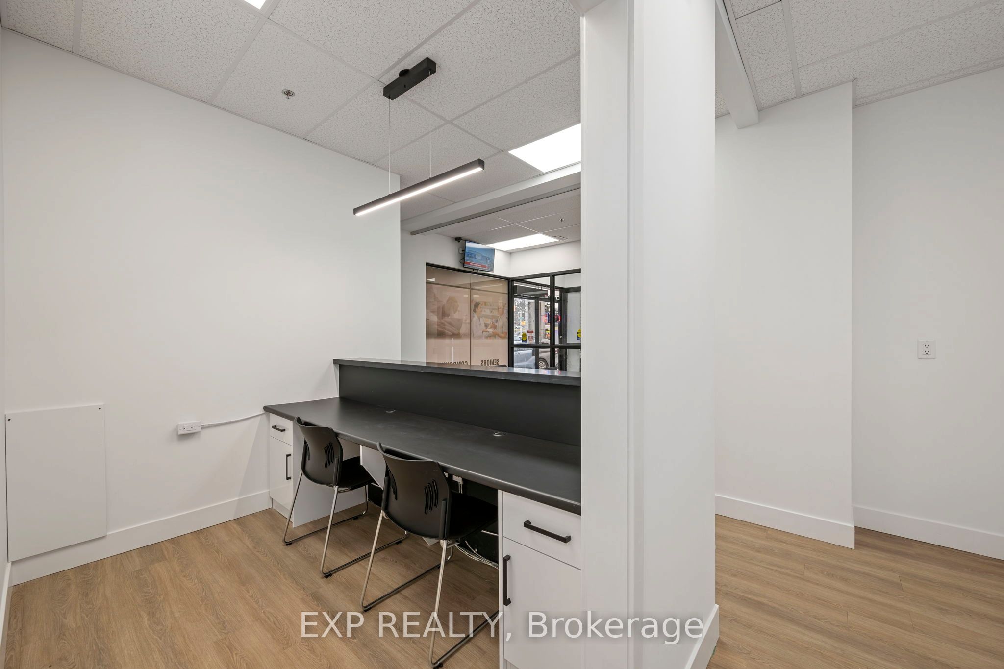 101 CHERRYHILL Boulevard, #114