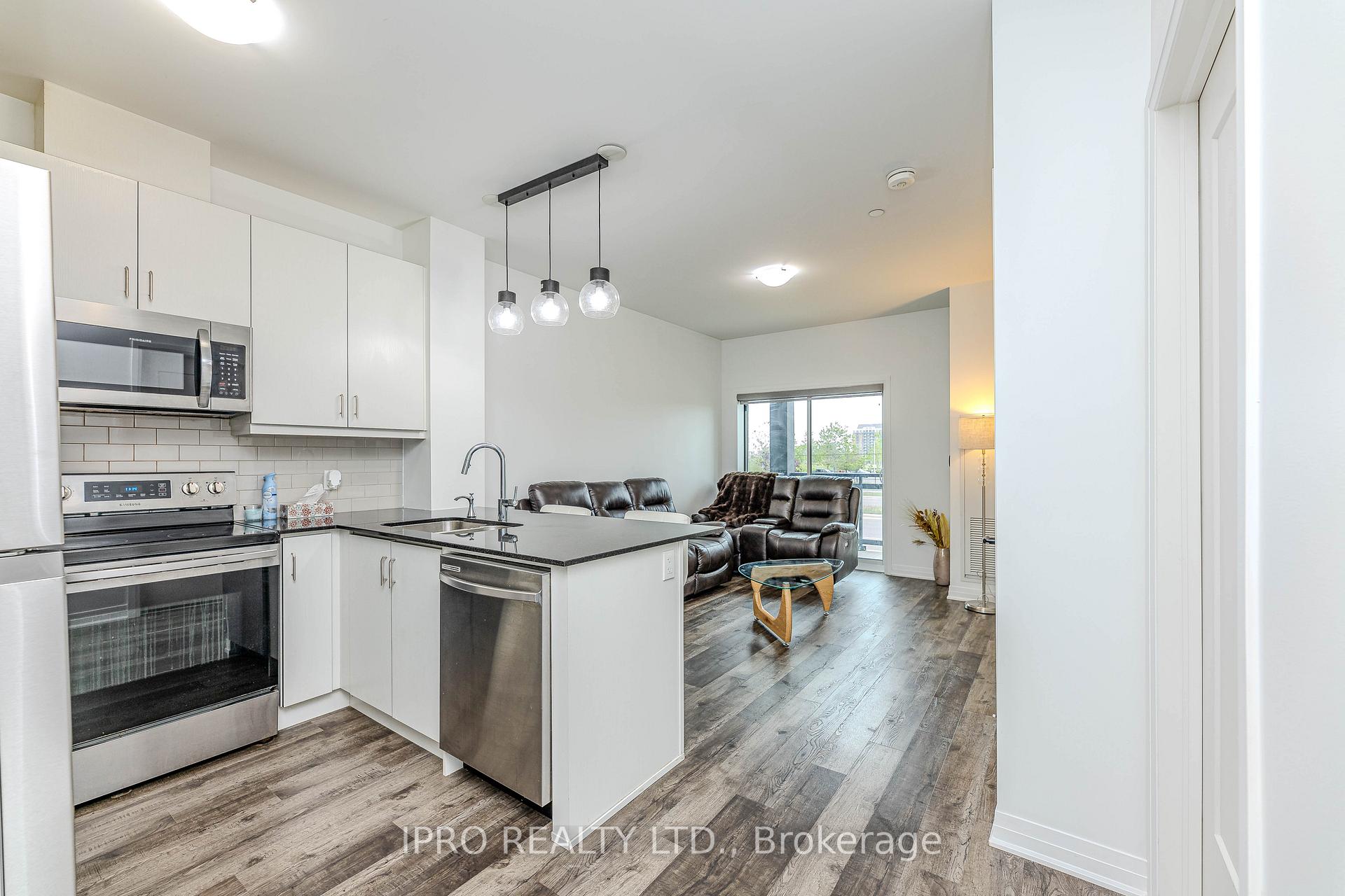 1 Bedroom Condo at 102 Grovewood Common, Oakville For sale