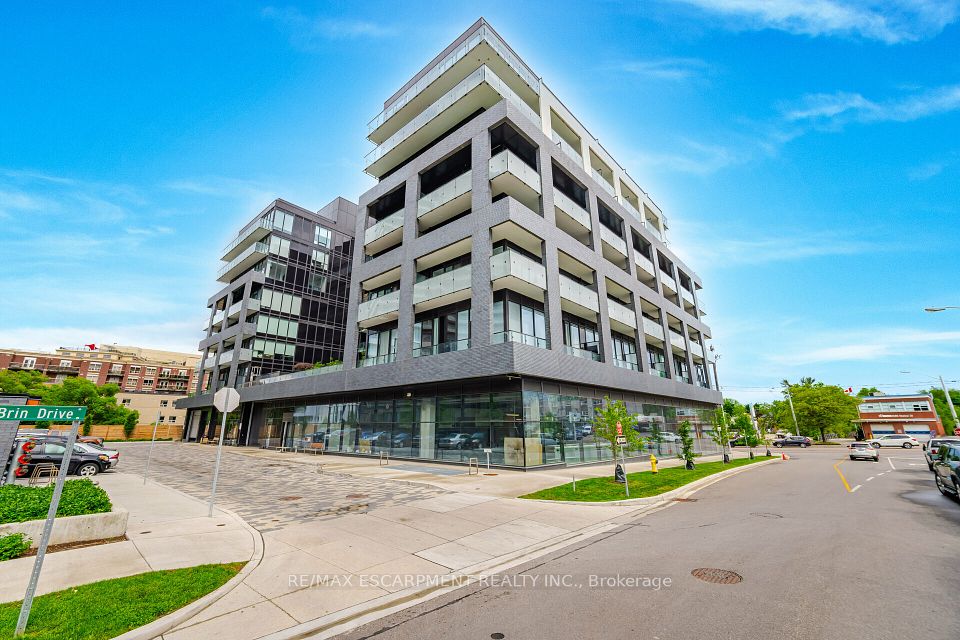 4208 Dundas
