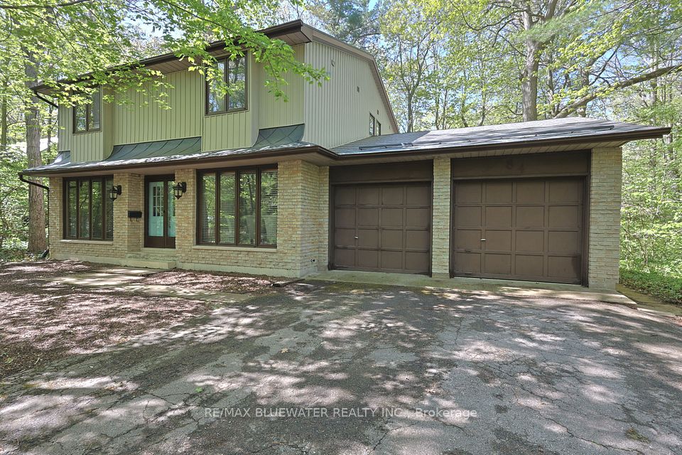 10372 Sherwood