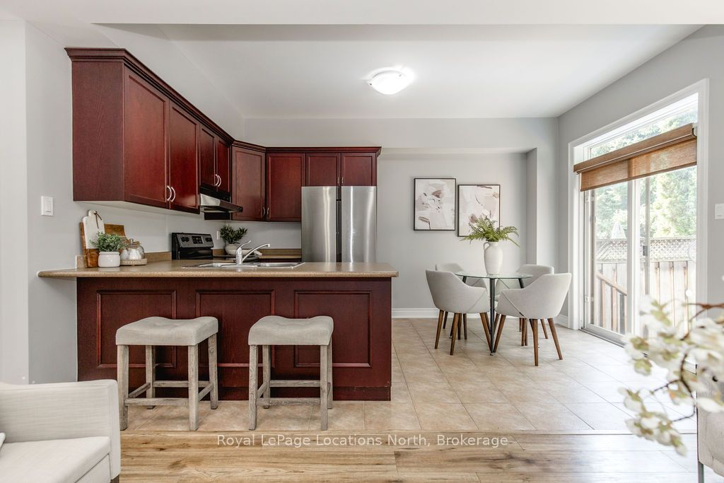 21 COVINGTON BLUE Crescent, Wasaga Beach, ON L9Z 0E4