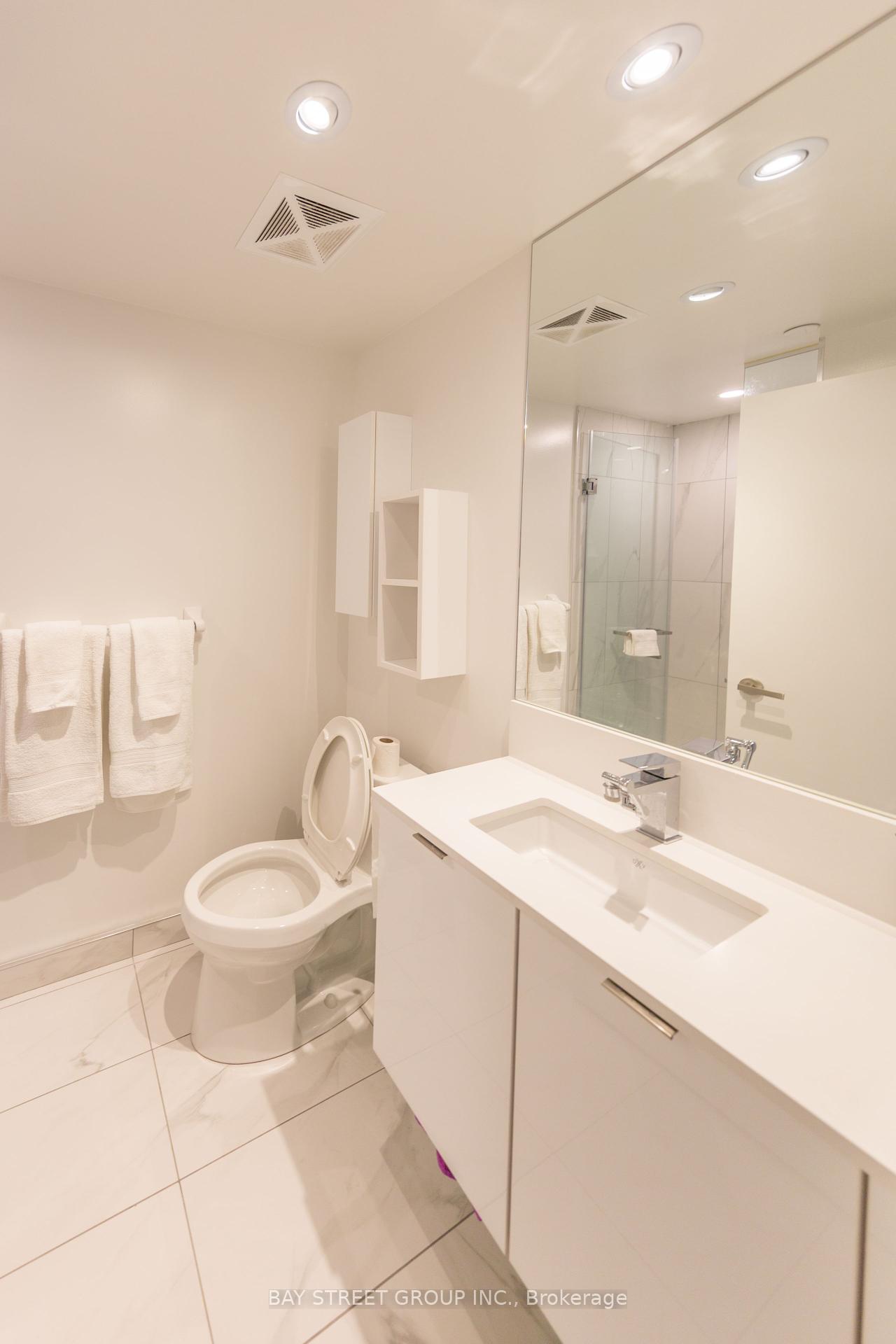 2 Bedrooms Condo at 195 Redpath, Toronto For sale