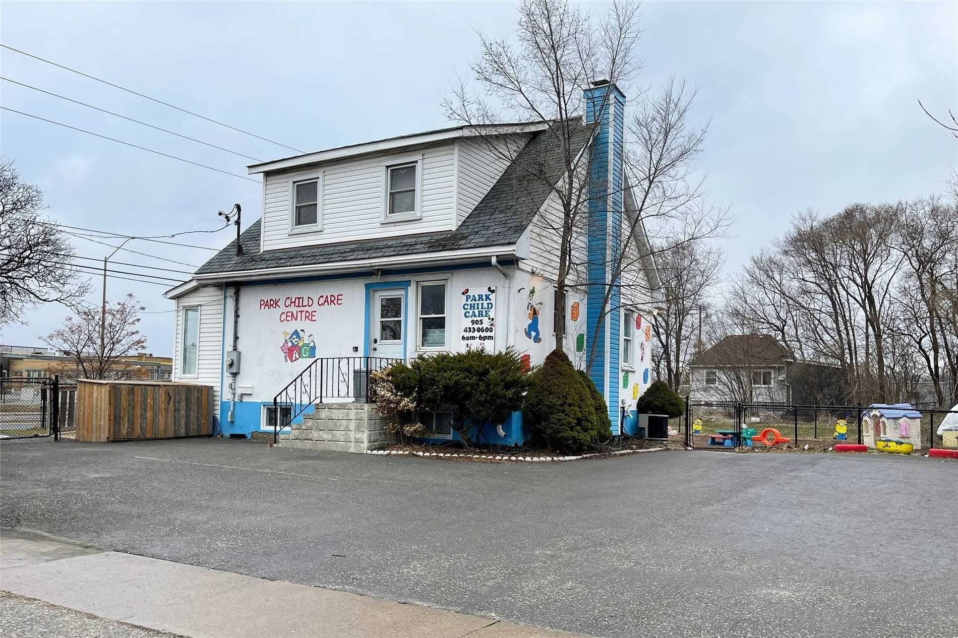 771-795 Park Road Oshawa Ontario L1J 4J9