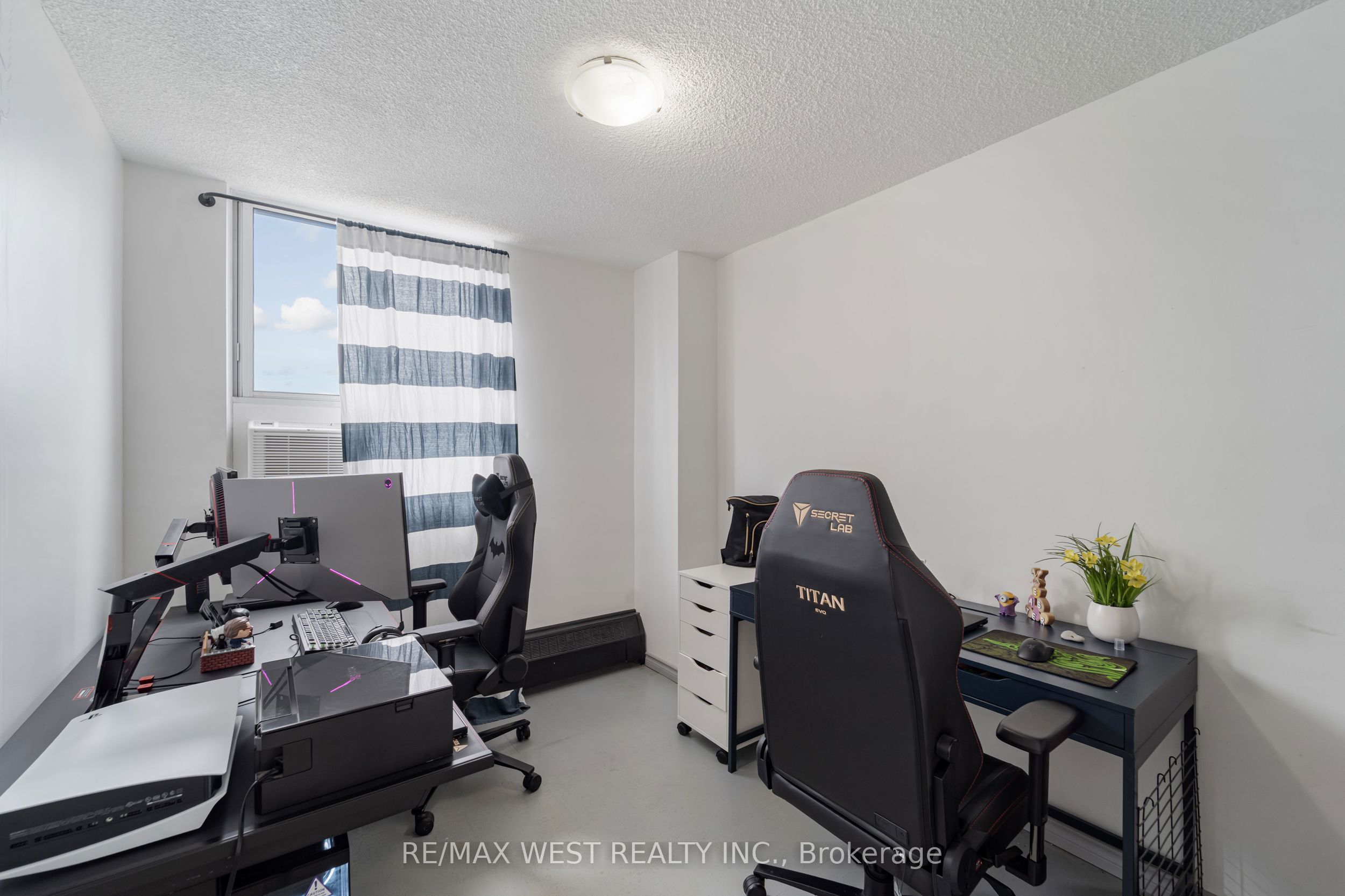 1615 Bloor Street, #1001