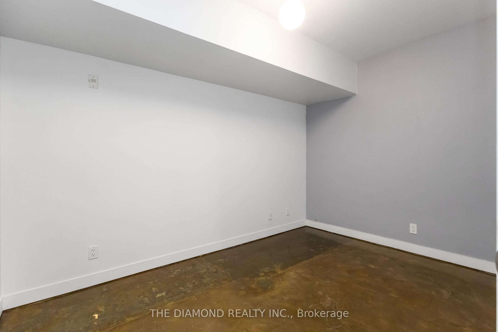2 Bedrooms Condo at 201 Carlaw, Toronto For sale