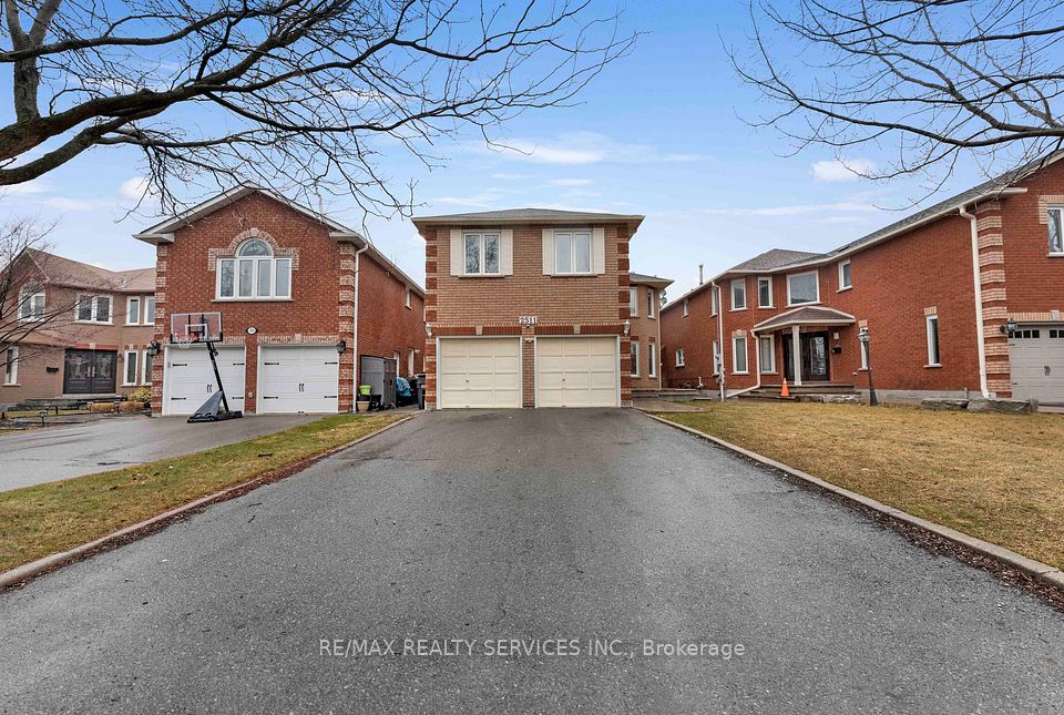 2511 Paula Court ; MLS ID: W12138269