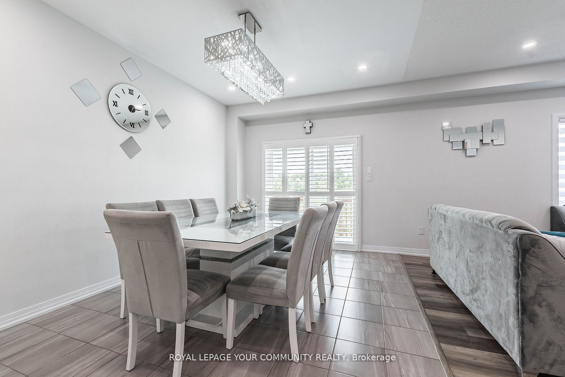 259 Chelsea Crescent