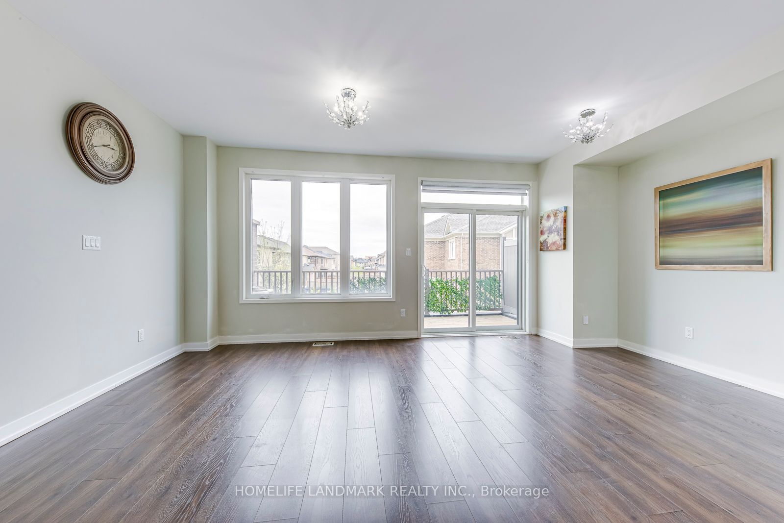 3098 Ernest Appelbe Boulevard