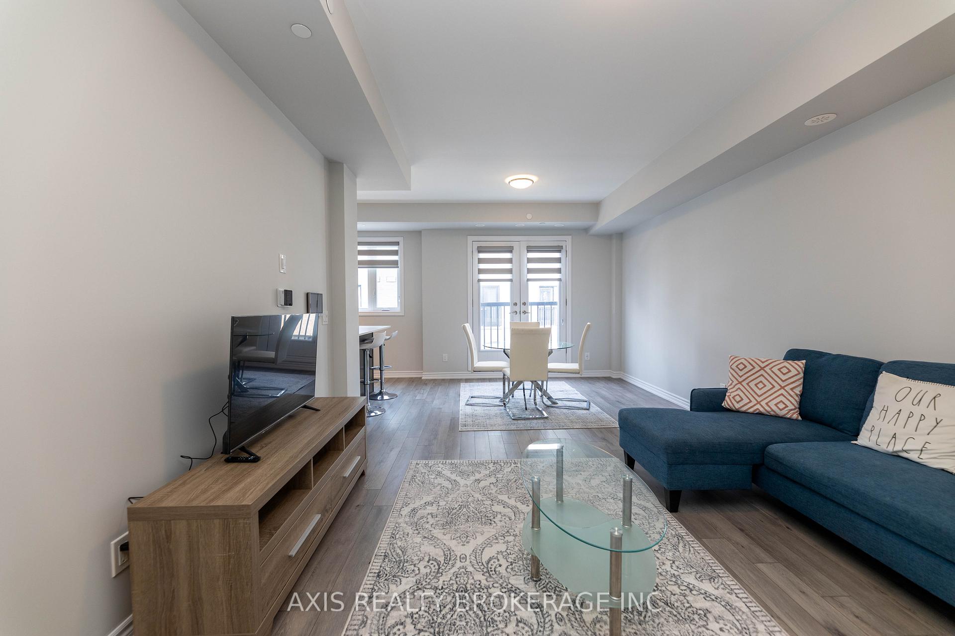 2 Bedrooms Condo at 349 Wheat Boom, Oakville For sale