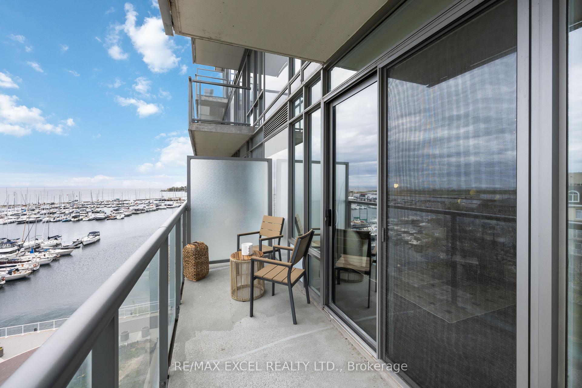 2 Bedrooms Condo at 90 Stadium, Toronto For sale