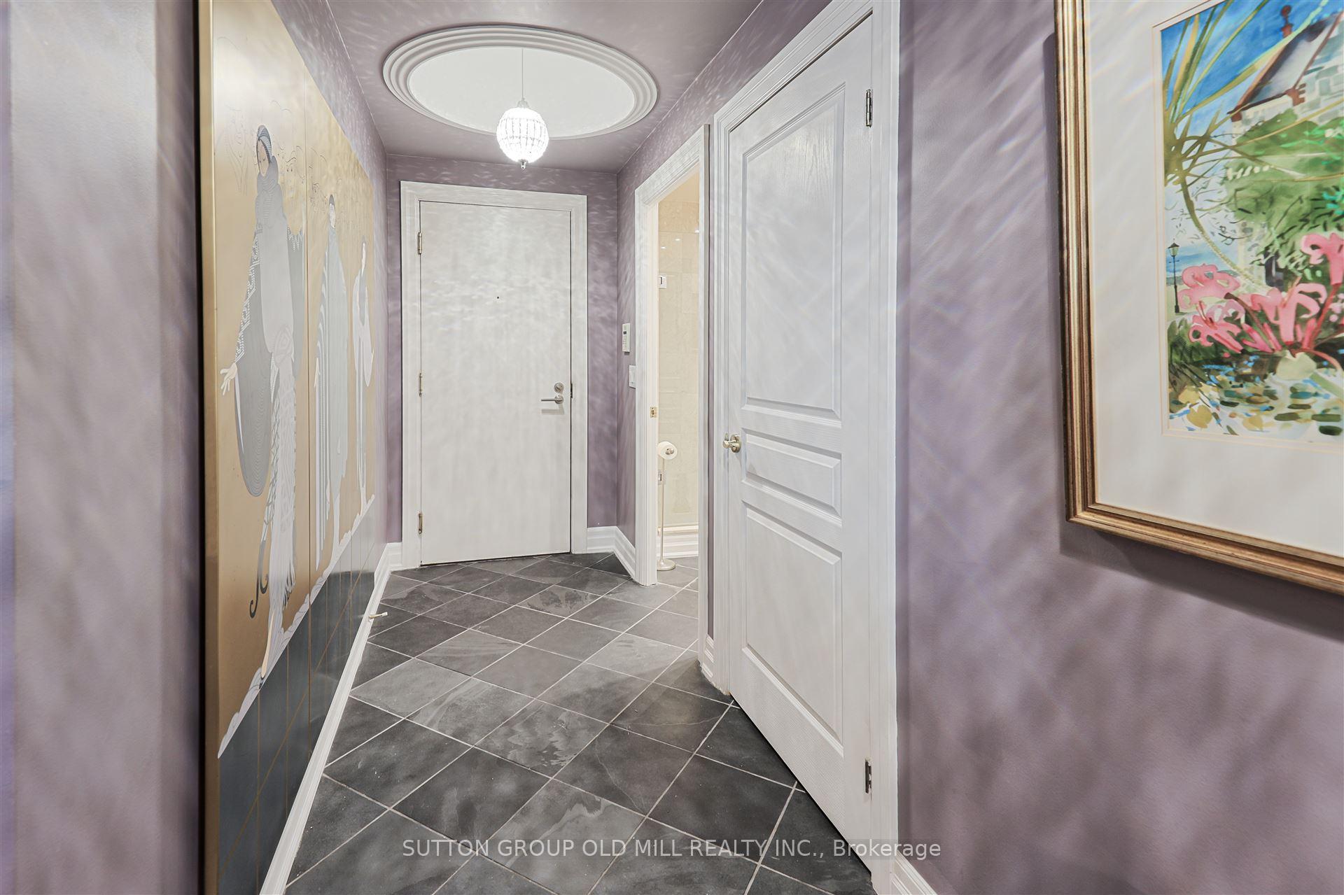 2 Bedrooms Condo at 2087 Lake Shore, Toronto For sale