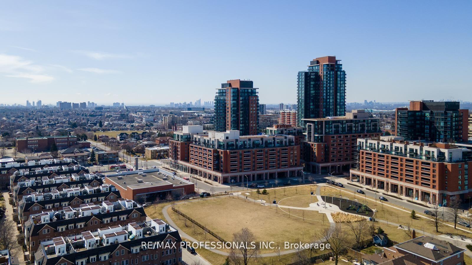 2 Bedrooms Condo at 800 Lawrence,  Toronto For sale