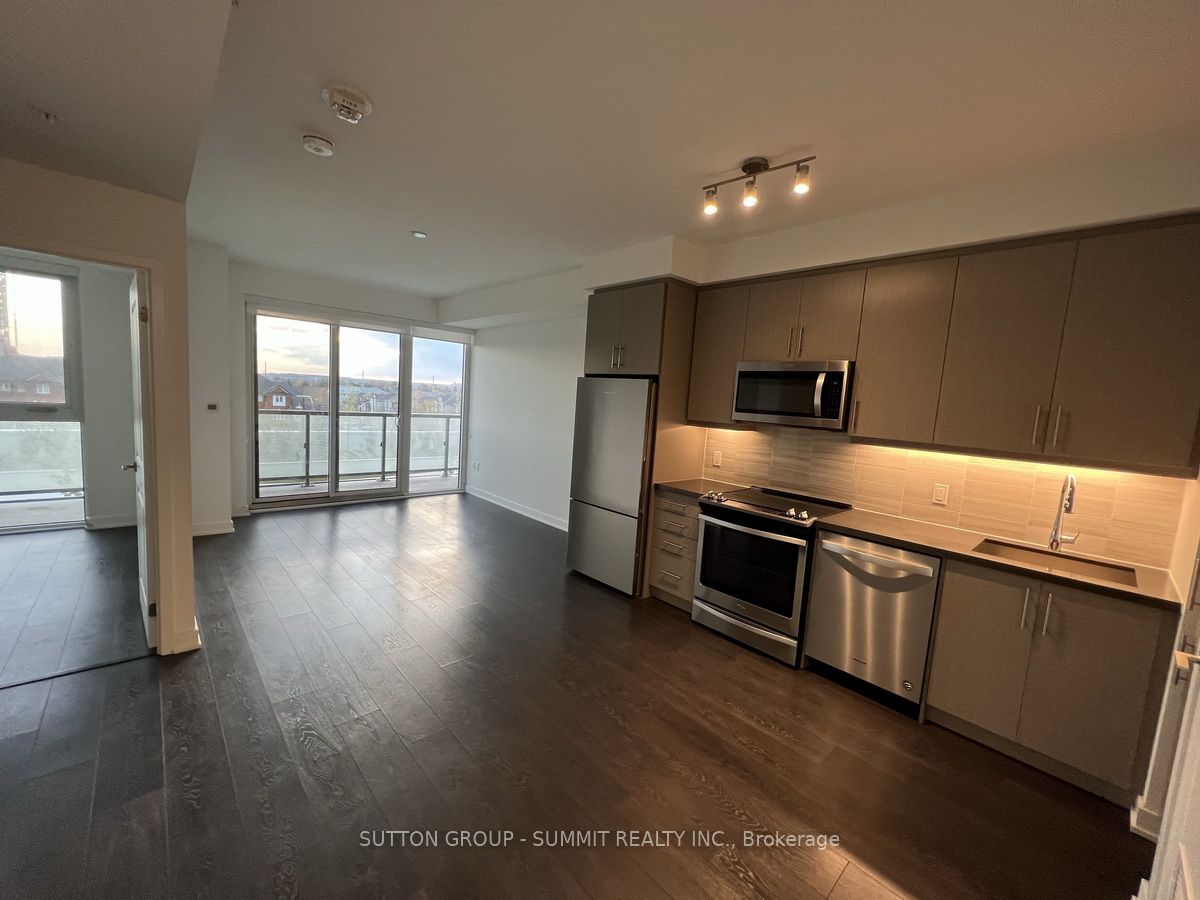 85 ONEIDA Crescent, #401