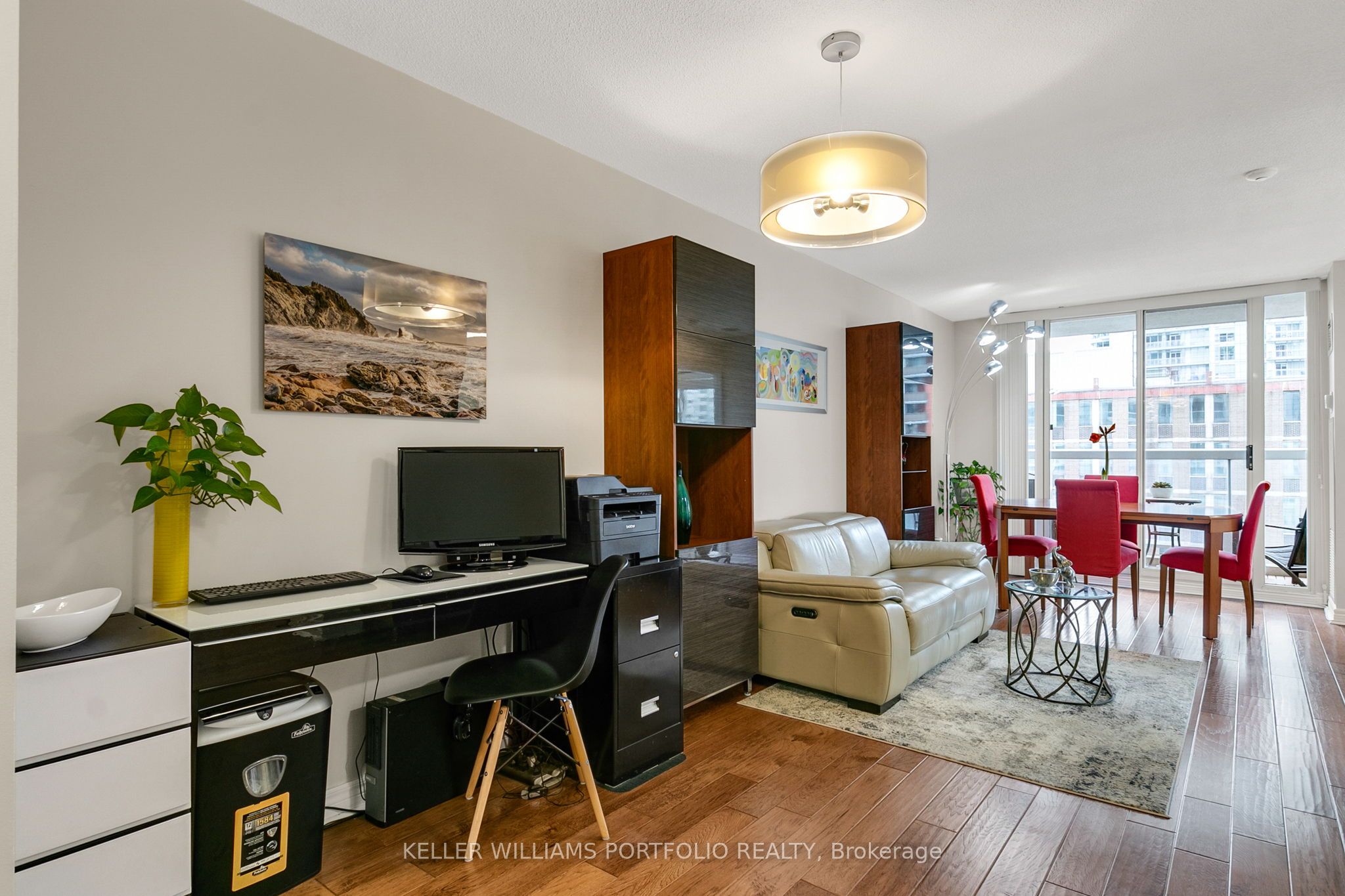 43 Eglinton Avenue E, #1009