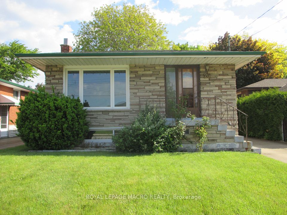 26 Parklands Drive, Hamilton, ON L8K 4W7
