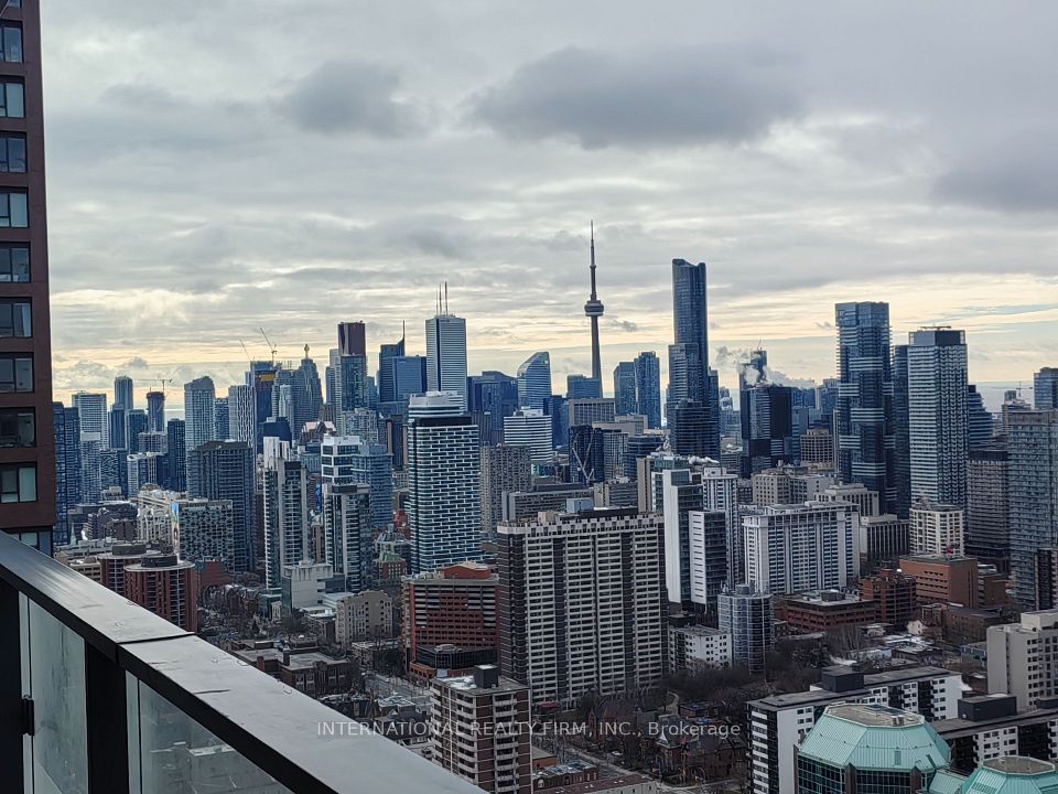 395 Bloor