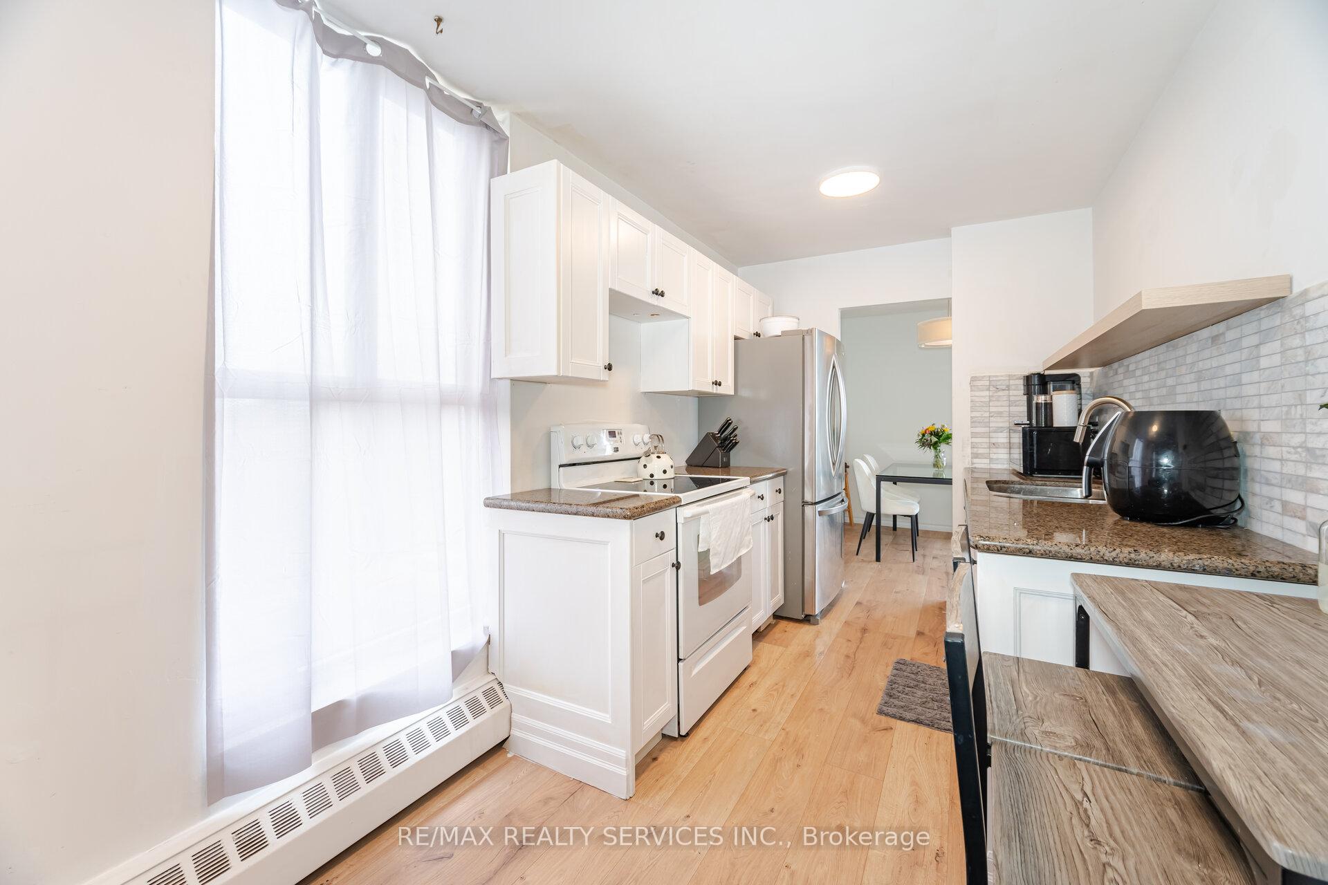2 Bedrooms Condo at 420 Mill,  Toronto For sale