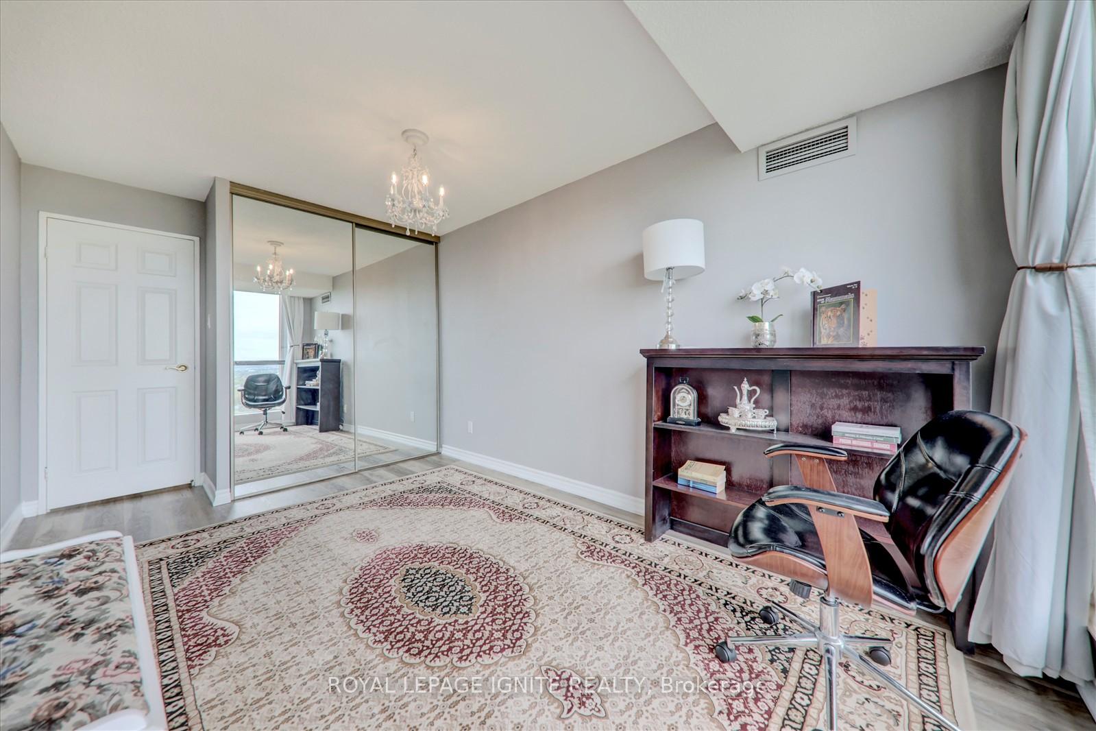 3 Bedrooms Condo at 131 Torresdale, Toronto For sale