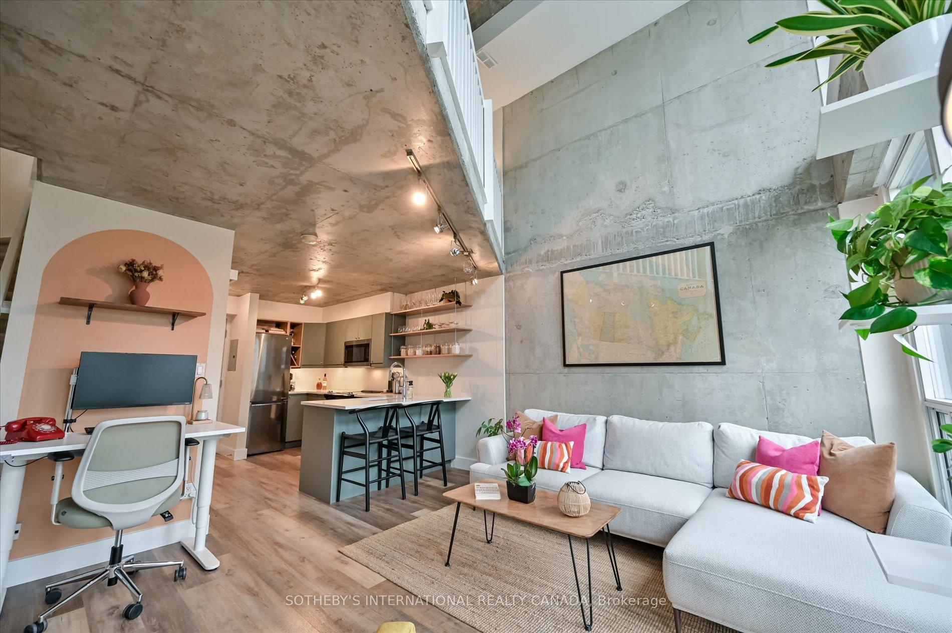 2 Bedrooms Condo at 1029 King, Toronto For sale